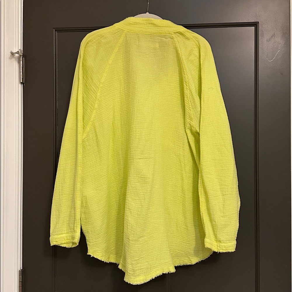 We The Free Summer Daydream Lime Green Textured Oversized Top NWT Size L - Picture 4 of 11